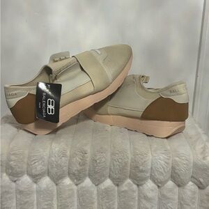 & Other Stories Beige and Tan Women's Sneakers